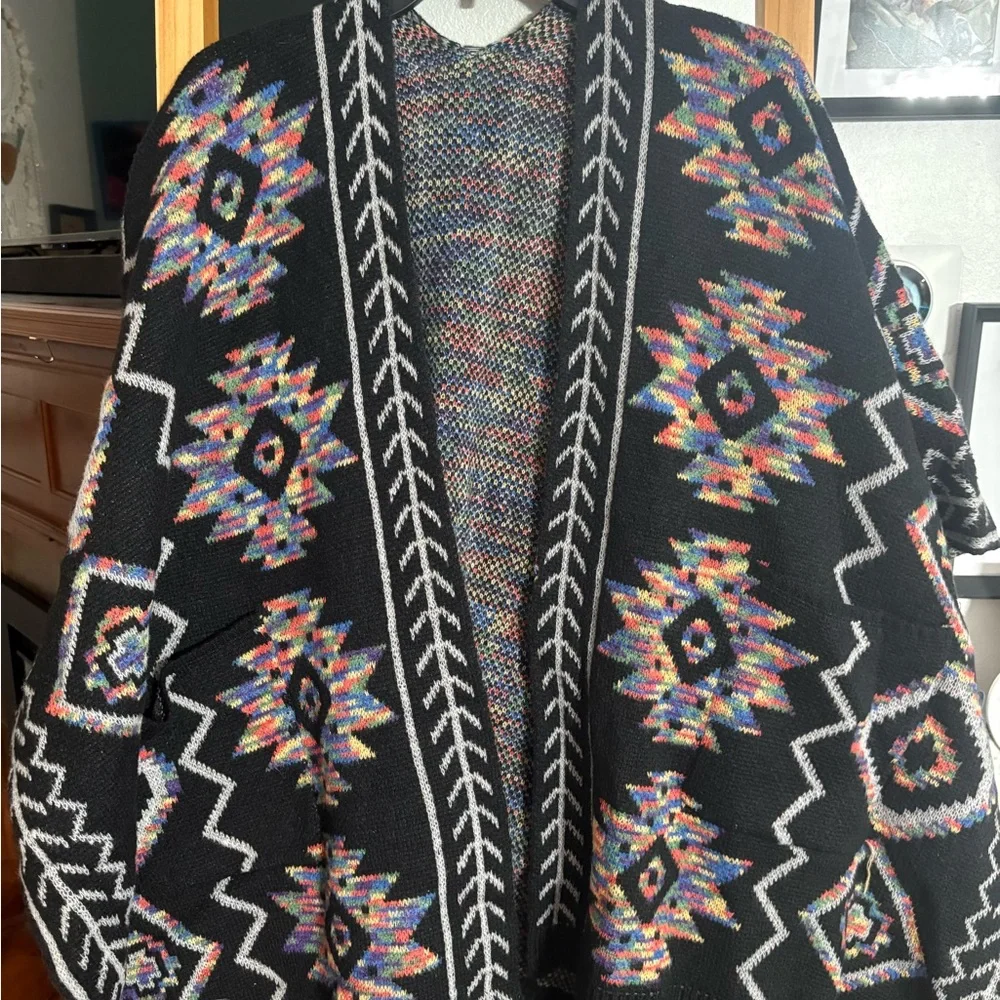 Colorful Geometric Patterned Cardigan - Picture 1 of 1